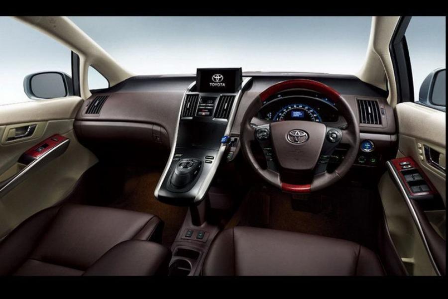  Toyota Sai Hybrid 2010 года  (фото 15 из 16)